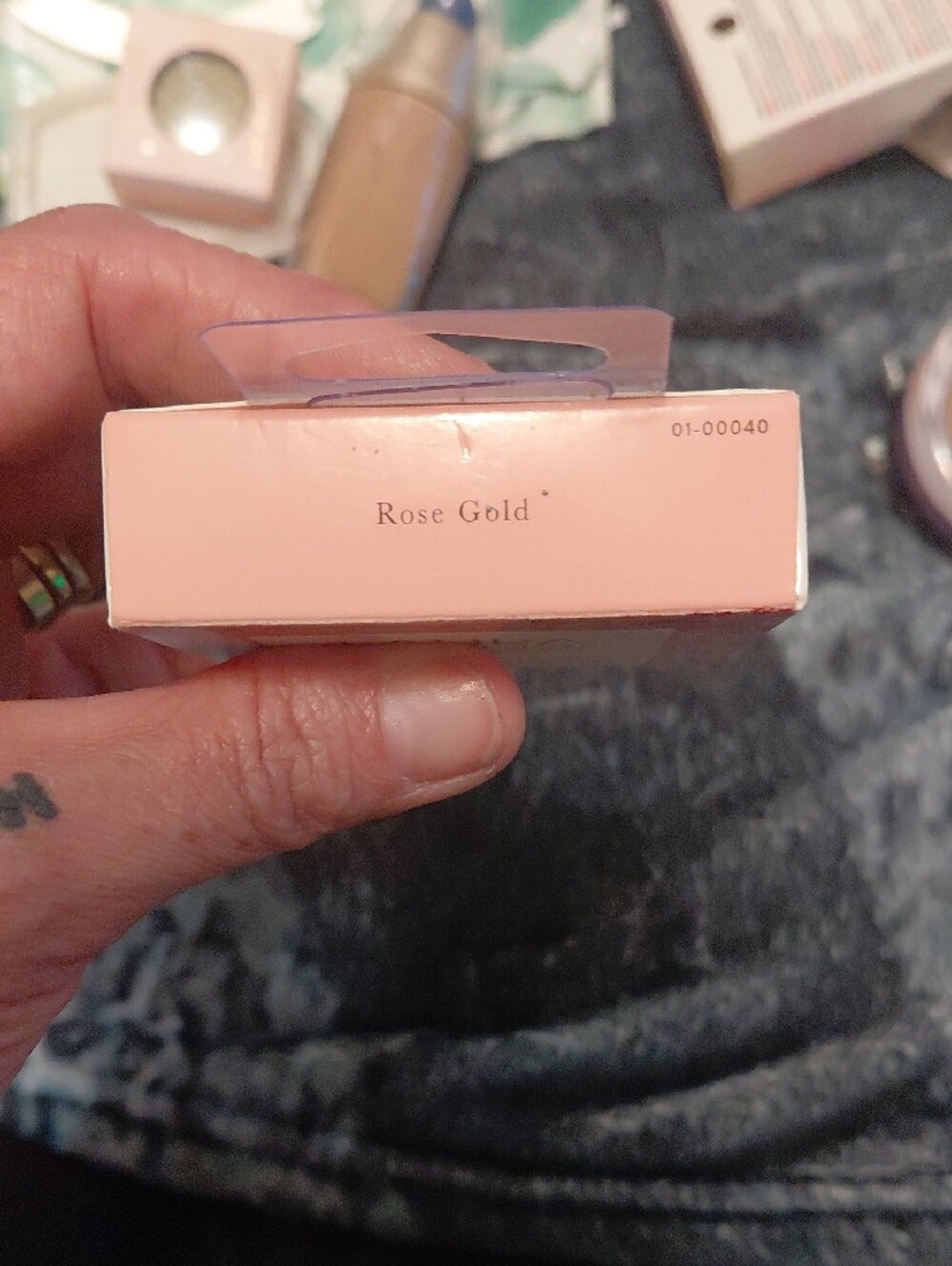 Powder Highlighter - Picture 2 of 4
